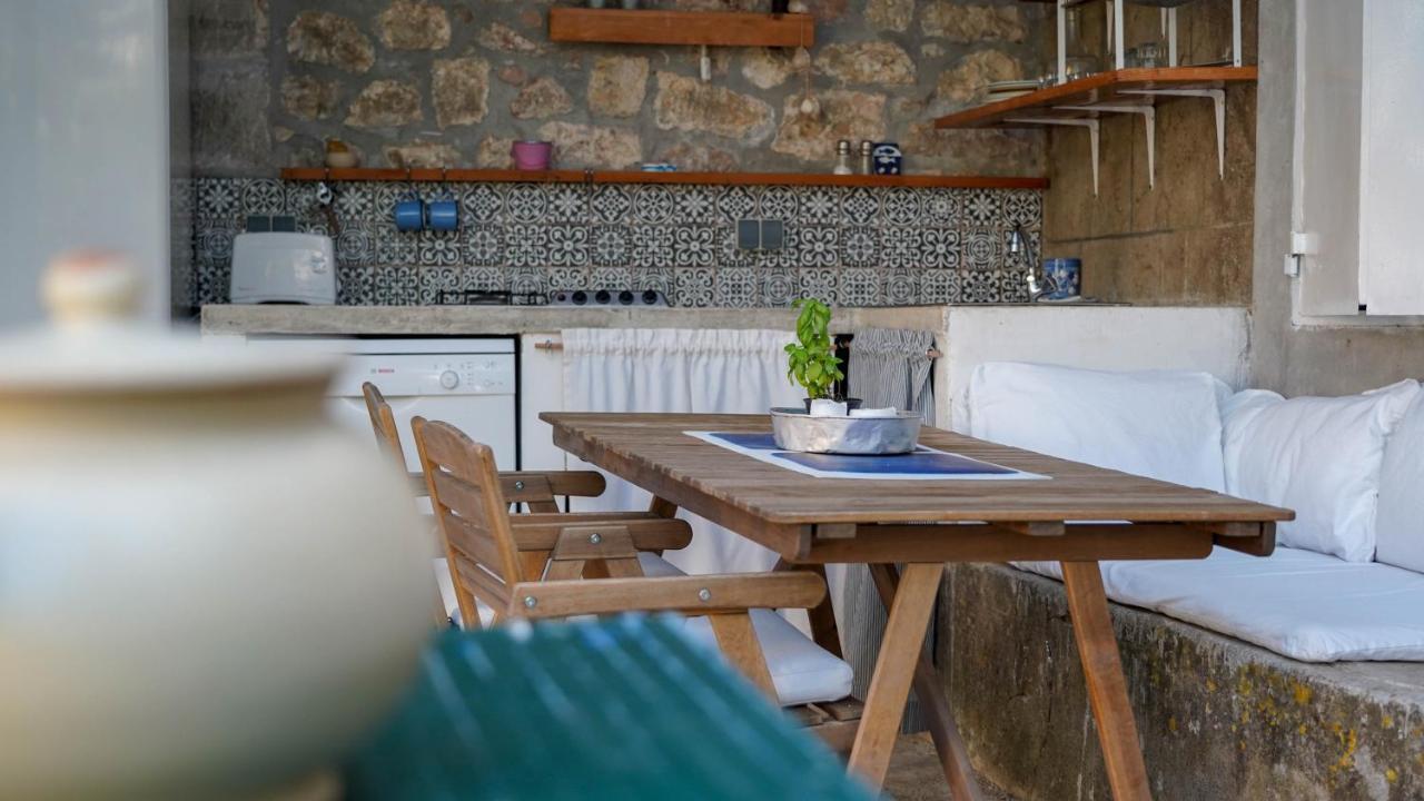 Charming Two-Bed Apartment Orange Garden Sutivan Exterior foto